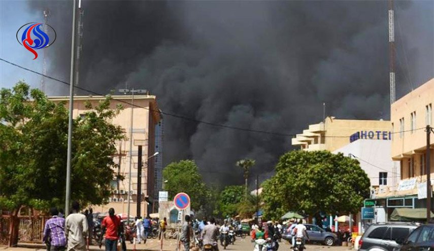 قتلى وجرحى بهجمات ضد السفارة الفرنسية في بوركينا فاسو