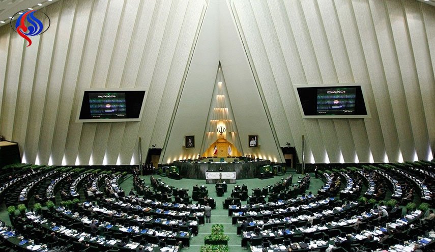 امكانية اضافة 40 نائبا آخر لمجلس الشورى الاسلامي الايراني 