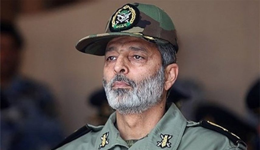 قائد الجيش: الصهاينة لايجرؤون على التواجد بالخليج الفارسي