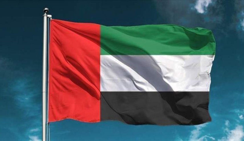 امارات مانع از پهلو گرفتن کشتی حامل دستمزد کارمندان یمنی می شود