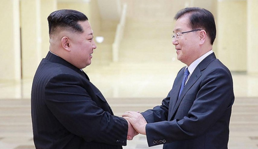 خط ساخن بين الكوريتين لتسهيل الحوار بين الزعيمين