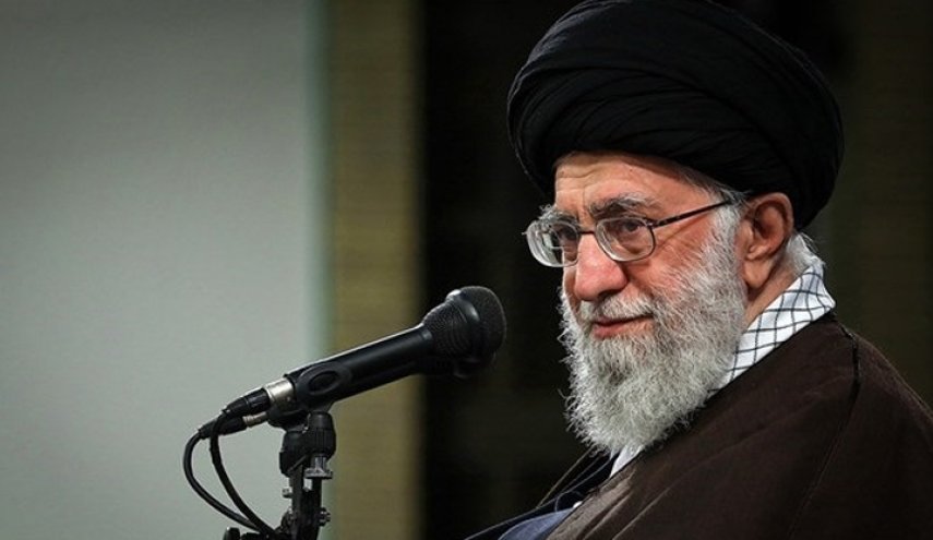 أوامر من قائد الثورة للرئيس روحاني حول ملابسات في سوق العملة والمسكوكات
