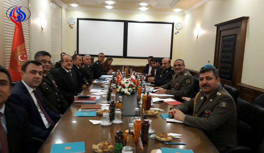  ايران وتركيا تؤكدان على تنمية التعاون الدفاعي المشترك