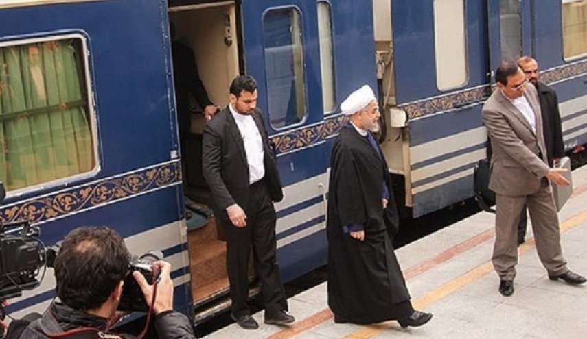 الرئيس روحاني يفتتح خط سكك حديد طهران - كرمانشاه