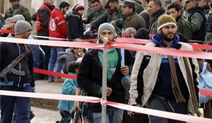 خروج 1500 نفر از اعضای مسلح و خانواده هایشان از حرستا