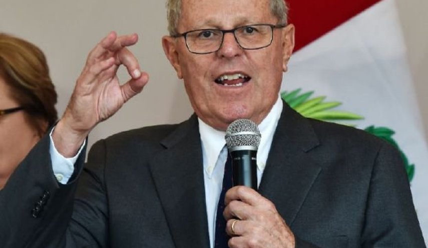 کوچینسکی، رئیس‌جمهور پرو استعفا کرد