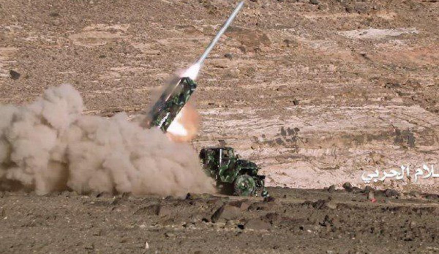 یگان موشکی ارتش یمن از سامانه موشکی بالستیک خود رونمایی کرد