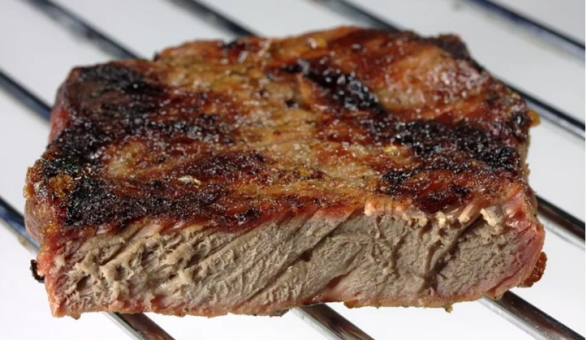 دراسة: طبخ اللحوم وشويها في حرارة عالية يسبب ارتفاع ضغط الدم