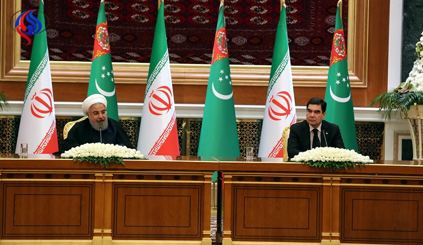 روحاني: تنمية العلاقات مع تركمانستان أولوية بالنسبة لايران