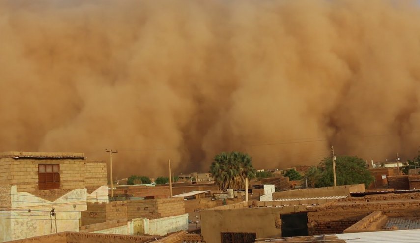 عاصفة رملية تضرب الخرطوم وإلغاء رحلات جوية