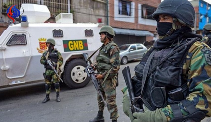 توقيف 5 رجال شرطة في فنزويلا بتهمة قتل السجناء