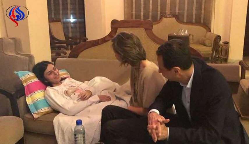 الأسد وعقيلته في زيارة عائلية لكريستين