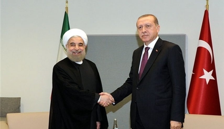 اردوغان يستقبل روحاني رسميا