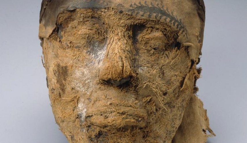علماء يحلون لغز مومياء مصرية عمرها 4 آلاف عام
