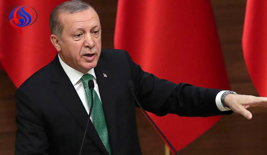 أردوغان: فرنسا تشجع الإرهابيين