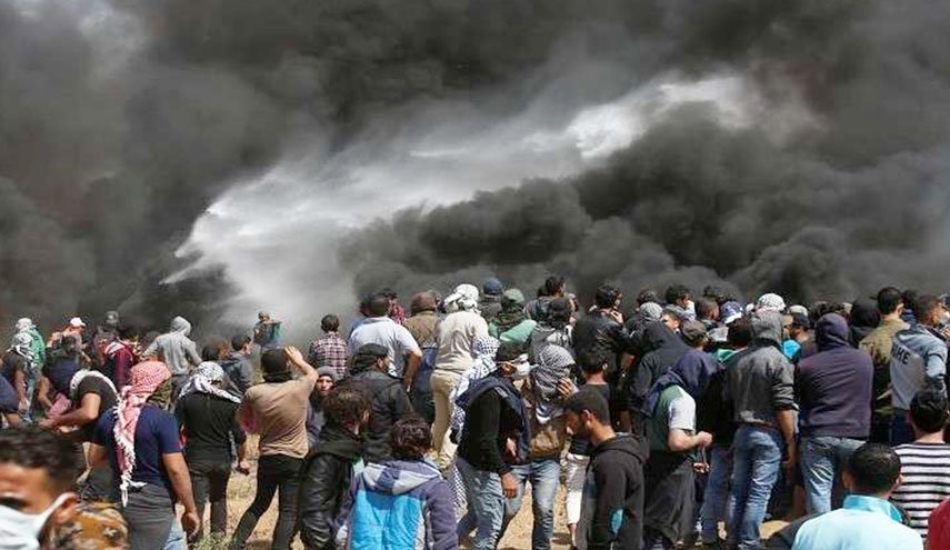 أعراض غريبة على فلسطينيين بعد استنشاق غاز أطلقه الجيش الإسرائيلي 