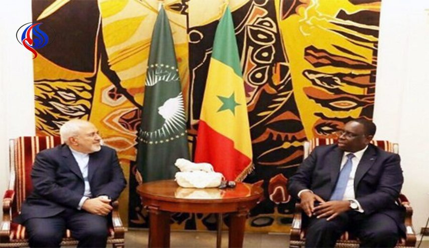 ظريف يلتقي رئيسي جمهورية وبرلمان السنغال