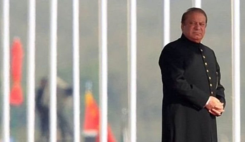 الأطباء قلقون على صحة رئيس وزراء باكستان السابق في السجن