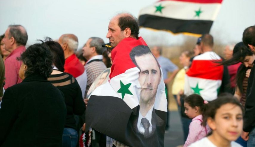 سوری‌های آمریکا علیه تهاجم غرب به سوریه تظاهرات کردند