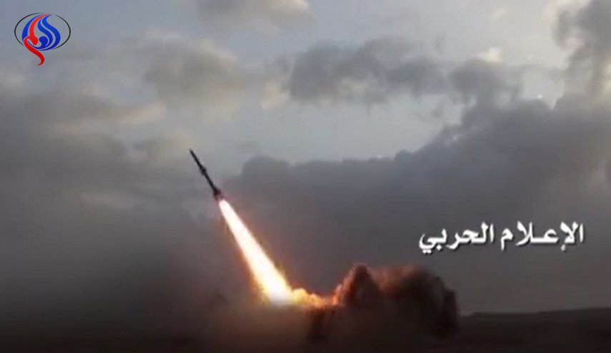 مرتزقة العدوان في تعز تحت نيران القوة الصاروخية والجوية اليمنية 
