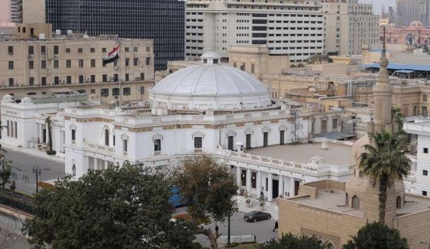 البرلمان المصري يقر قانون مصادرة أموال 