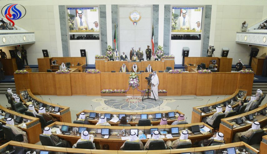 أول استجواب برلماني لرئيس الحكومة الجديدة في الكويت