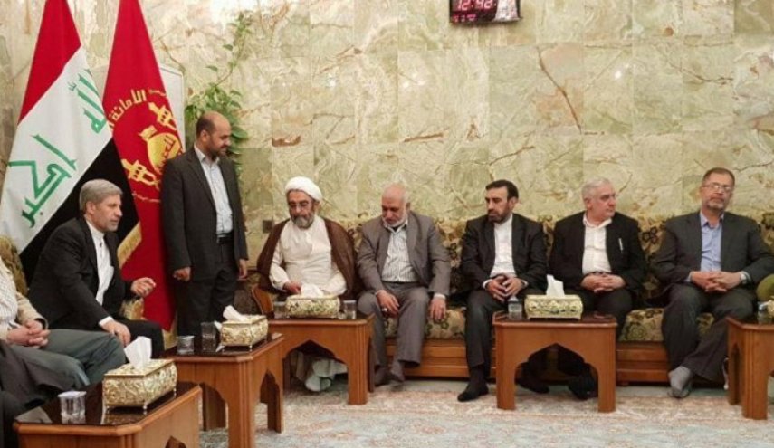 وزير الدفاع الايراني يتفقد مراحل توسيع مرقد الإمام الحسين (ع)