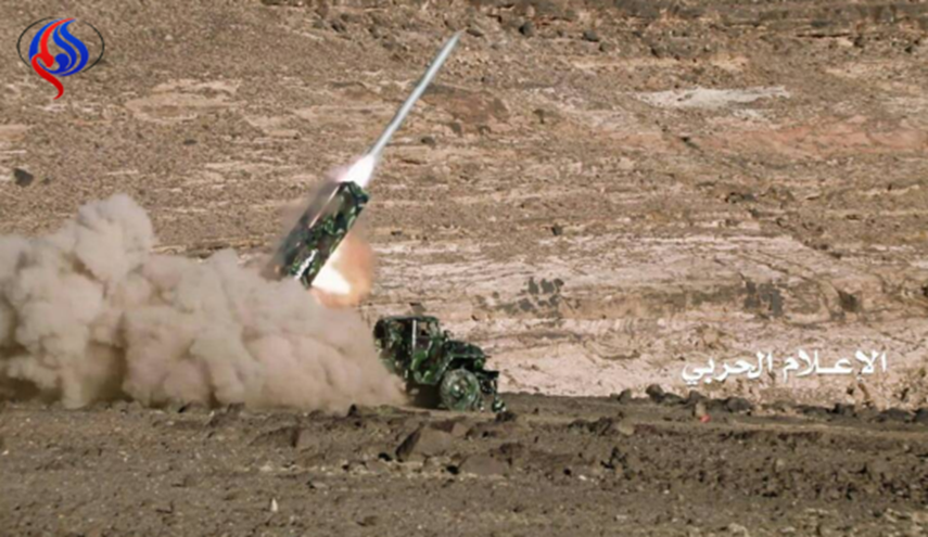 رداً على مجزرة حجة.. إطلاق صاروخين باليستيين على ميناء أرامكو في جيزان