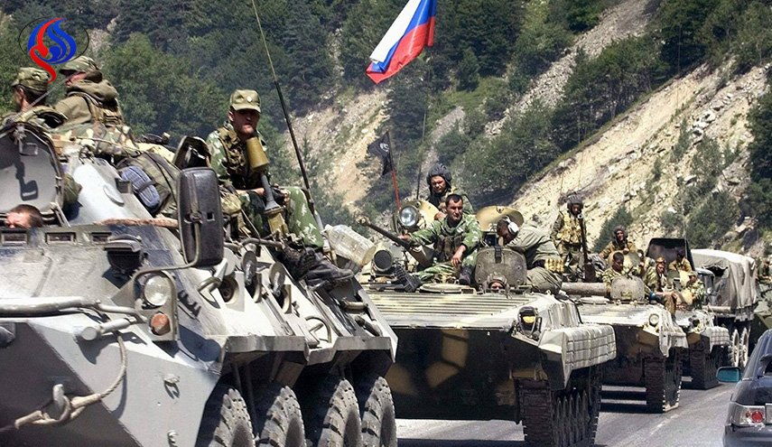 القوات المسلحة الروسية تتحول إلى جيش من المتعاقدين