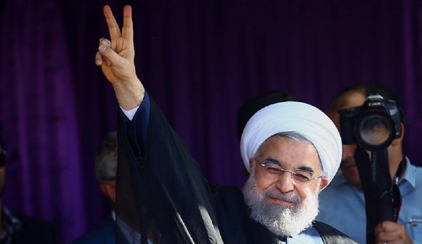 روحاني في تبريز: شعبنا سيحبط كل المؤامرات ضده