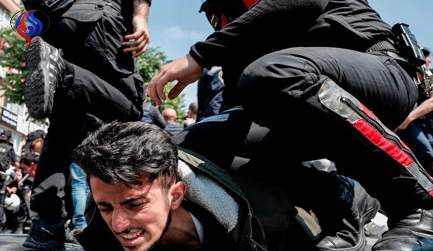 الشرطة التركية تعتقل العشرات أثناء إحتفالات عيد العمال