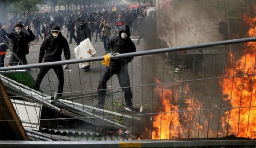 مجروحان تظاهرات خونين فرانسه ممنوع‌الملاقات شدند

