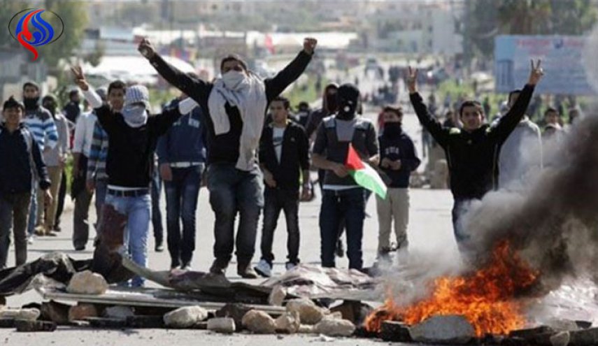 مواجهات عنيفة خلال مسيرات العودة في الضفة واصابات برصاص الاحتلال