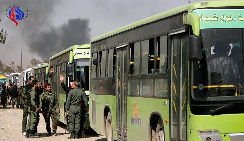 إخراج 122 حافلة تقل مئات الإرهابيين من الرستن