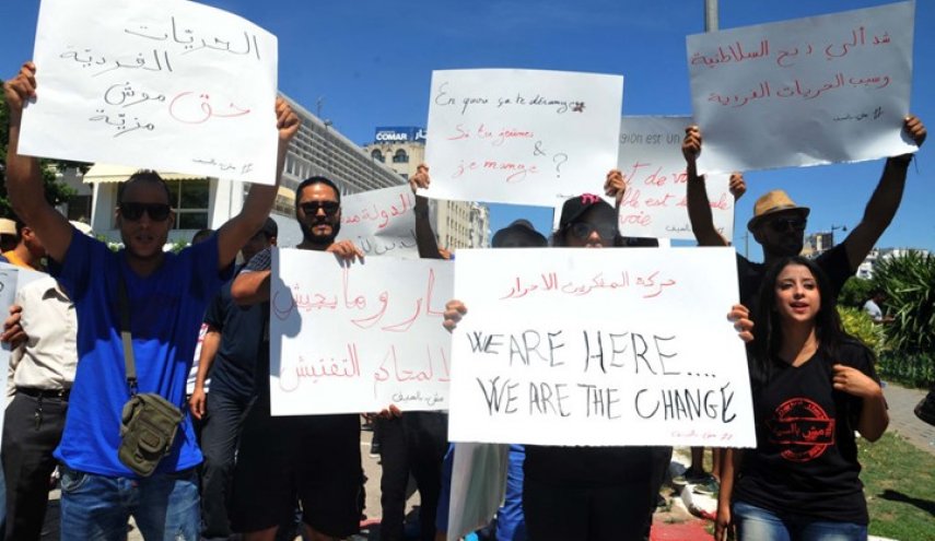 جدل في تونس بسبب مرسوم غلق المقاهي بنهار رمضان