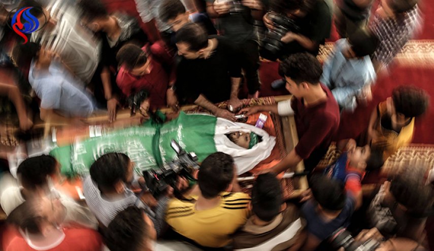 شهيدان وعشرات الإصابات في غزة