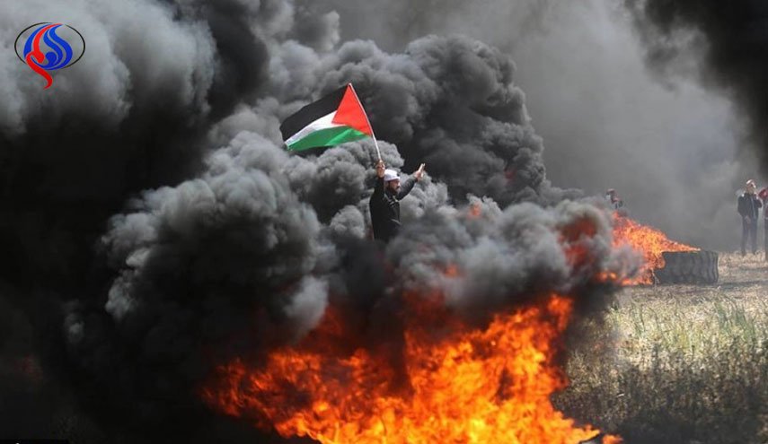 مشارکت گسترده فلسطینیان در سیزدهمین جمعه بازگشت/ 14 فلسطینی در شرق غزه زخمی شدند