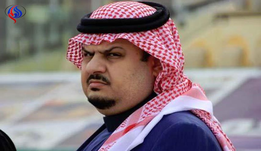 كاتب قطري يرد على أمير سعودي .. تركناكم تُحلبون من ترامب