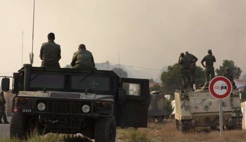 مقتل مسلح في اشتباكات مع الجيش غرب تونس
