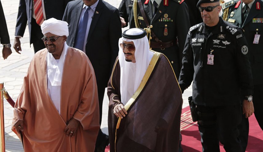 السودان: لقاء رسمي مع السعودية والإمارات وقرار بشأن قطر