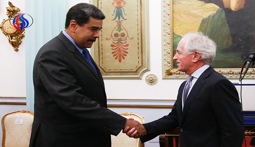 زيارة غير متوقعة لسناتور أميركي الى فنزويلا!؟