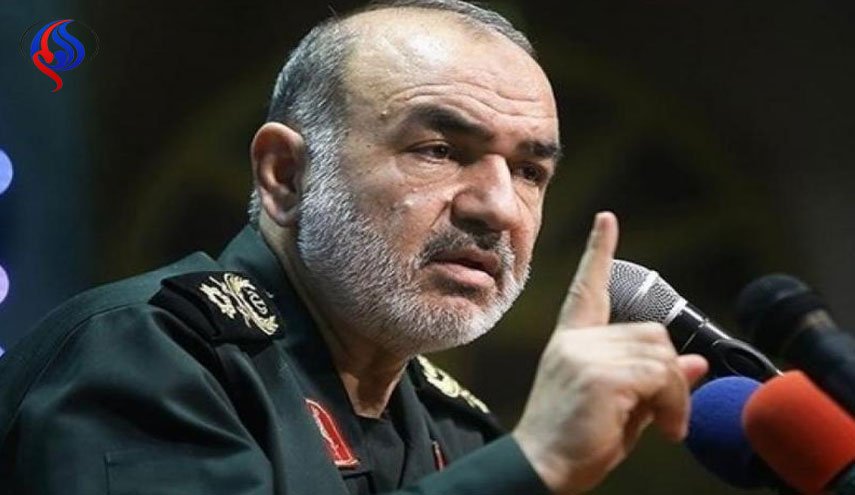 سردار سلامی: توسعه موشکی ایران متوقف نمی شود