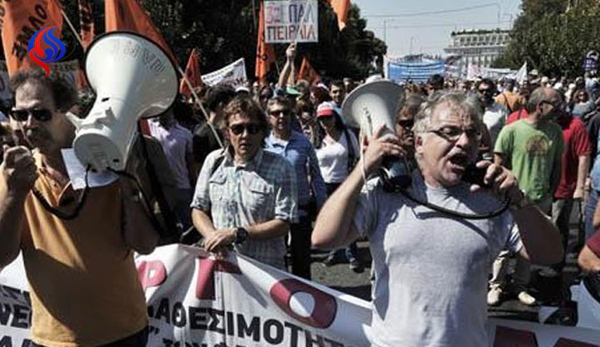 اعتصاب سراسری، یونان را به تعطیلی کشاند