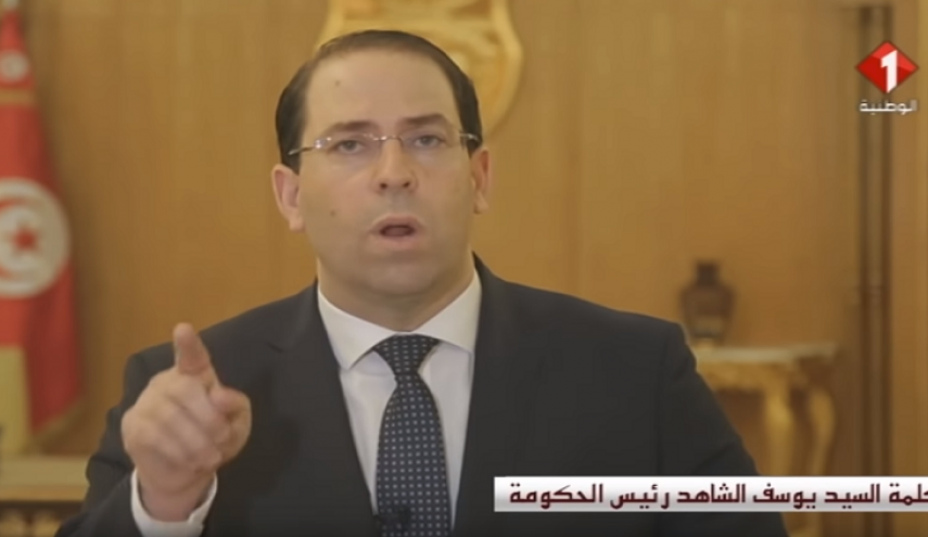 الشاهد يرفض الاستقالة ويهاجم نجل الرئيس السبسي