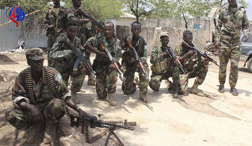 الجيش الصومالي يحذر الجنود من التجول بالأسلحة