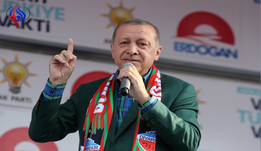 أردوغان يحذر من المساس بحقوق الأكراد