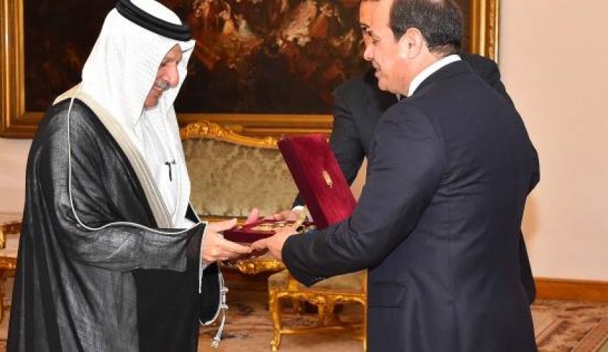 السيسي يؤكد خصوصية العلاقات المصرية السعودية