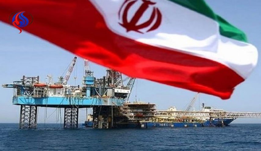 متوسط صادرات النفط الايراني يسجل 2.6 مليون برميل يوميا