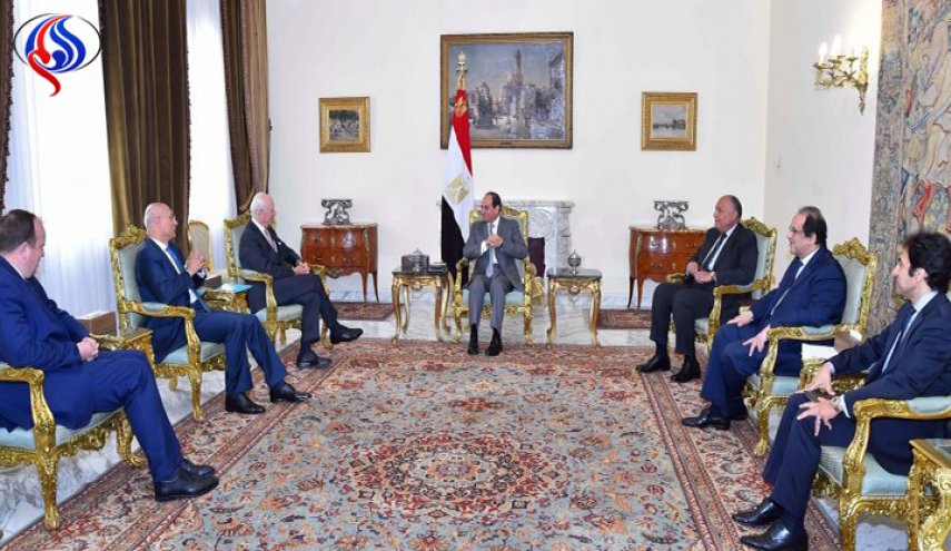السيسي: المساعي المصرية متواصلة لوقف تدهور الأوضاع في سوريا