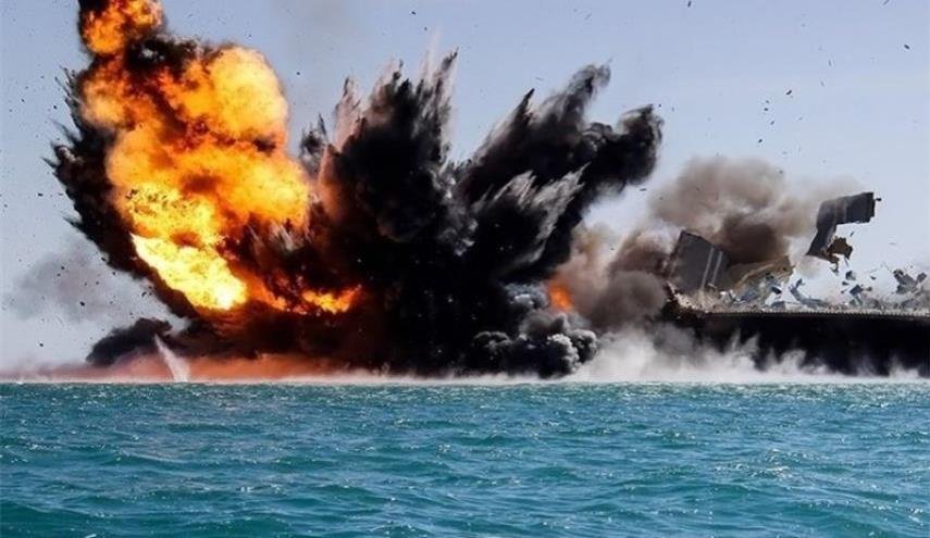 یک فروند کشتی جنگی ائتلاف متجاوز به یمن در الحدیده هدف قرار گرفت